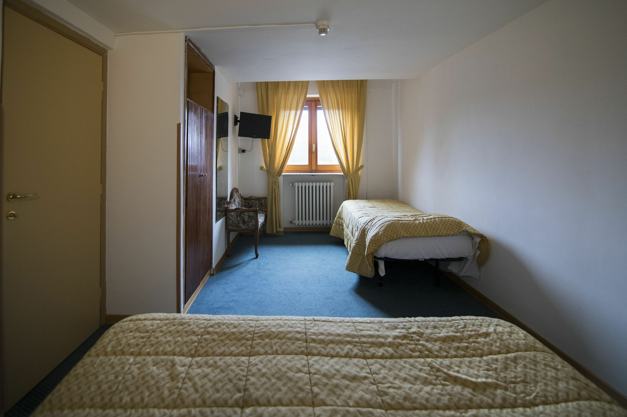Hotel Pinguino 佩斯卡塞罗利 外观 照片